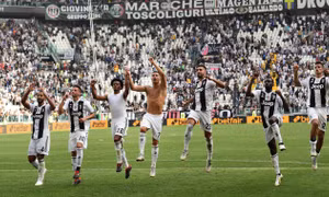 Xem ‘súng máy’ Cristiano Ronaldo phát nổ bàn thắng đầu tiên tại Serie A