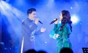 Sao Mai Thu Hà đồng hành cùng học trò Vũ Minh Hiếu trong minishow đầu tiên 'Lời ru'