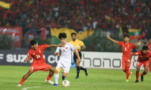 Hòa 0 - 0 với Myanmar, Việt Nam đặt một chân vào bán kết