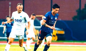 CLB CAHN báo tin 'nóng', đăng ký Văn Hậu ở giai đoạn lượt về V-League 2025 - 2026