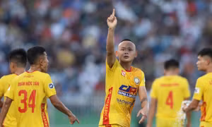 Vòng 11 V-League 2021: Khúc cua quyết định