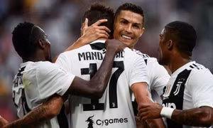  Bốc thăm bảng Champions League: Ronaldo đối đầu Quỷ đỏ
