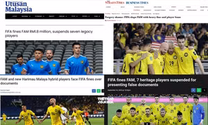 Truyền thông Malaysia choáng váng vì án phạt của FIFA