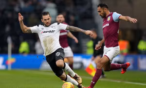 Aston Villa - Derby County: Trận cầu số 1 hành tinh về tiền bạc