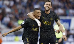 Strasbourg - Paris Saint Germain: Đăng quang sớm nơi đất khách
