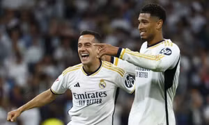 Đánh bại Barca ở El Clasico, Real chạm tay vào chức vô địch La Liga