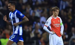 Arsenal gục ngã tại sào huyệt của Porto