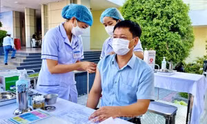 Ngày 27/7, Việt Nam ghi nhận 1.765 ca mắc mới COVID-19