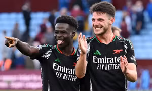 Ngoại hạng Anh: Hấp dẫn cuộc đua Man City và Arsenal