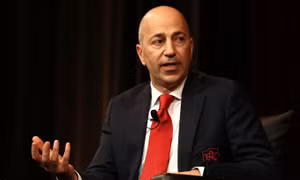 CEO của Arsenal từ chức, gia nhập AC Milan