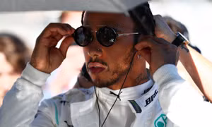 Lewis Hamilton - Nguy cơ bước hụt?