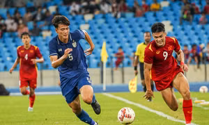 HLV U23 Thái Lan: 'U23 Việt Nam giúp các cầu thủ có độ tuổi trung bình 17,9 của chúng tôi tiến bộ'