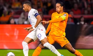 Hà Lan - Pháp: Cơn lốc màu cam yếu thế trong trận derby bảng D?