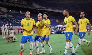 Olympic Brazil - Olympic Tây Ban Nha: Khiêu vũ trước 'những chú bò tót'