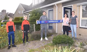 Văn Hậu 'biến mất' khỏi đội hình Heerenveen