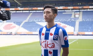Văn Hậu trở lại Hà Nội FC cùng tương lai bỏ ngỏ