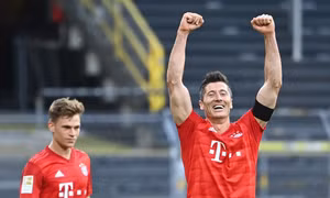 Hạ Dortmund, Bayern Munich tiến sát tới Đĩa bạc vô địch
