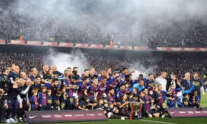 Barcelona bảo vệ thành công chức vô địch La Liga