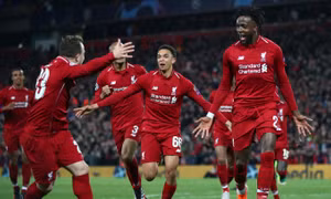Liverpool ngược dòng ‘điên rồ’ trước Barca tiến vào chung kết