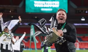 Hạ Liverpool, Newcastle vô địch cúp Liên đoàn Anh