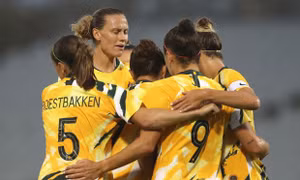 Thắng Trung Quốc, Australia trở thành đối thủ của tuyển nữ Việt Nam trong trận play-off Olympic Tokyo 2020