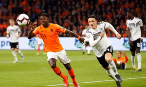 VCK EURO 2020 chờ đón ‘Xe tăng Đức’ và ‘Cơn lốc màu da cam’