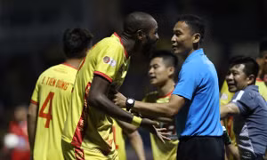 Trưởng ban Trọng tài VFF: 'Mong lắm VAR’