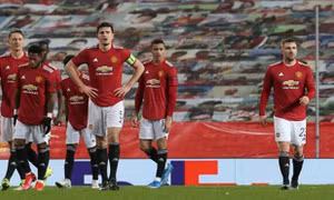 Sao chép 'bí quyết' của Sir Alex, Solskjaer cải thiện hàng thủ MU