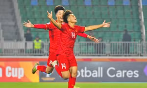 HLV Troussie và bài toán nhạc trưởng hàng công tuyển U23 Việt Nam