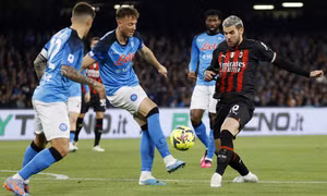 AC Milan - Napoli: Kinh nghiệm đấu phong độ