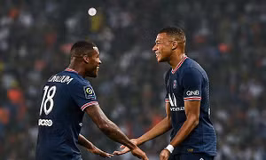 Chưa cần tới 'song sát' Messi-Neymar, PSG vẫn đè bẹp Strasbourg