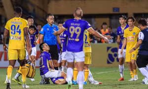 Trọng tài Ngô Duy Lân bị ‘treo còi’ ở vòng 19 V-League 2022