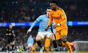 Chờ cú ngược dòng ngoạn mục ở Santiago Bernabeu