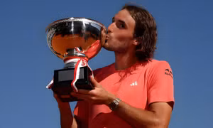 Stefanos Tsitsipas vô địch Monte Carlo lần thứ 3