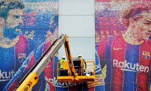 Cổ động viên Barcelona từ chối mua vé trận mở màn sau khi Messi ra đi