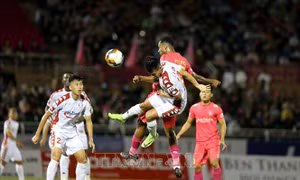 Vòng 4 V-League 2021: Hấp dẫn sân cỏ từ Nam chí Bắc