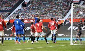 Bầy cáo hạ Quỷ đỏ, giúp Man City vô địch Ngoại hạng Anh sớm