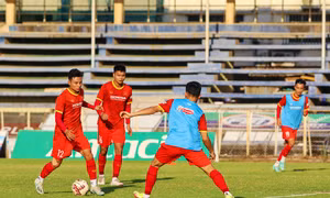 Cầu thủ tuyển U23 Việt Nam chia sẻ về những áp lực trước thành công của tuyển nữ