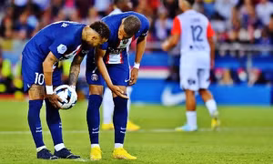 Kylian Mbappe đi bộ trên sân: Hội chứng ngôi sao đá bóng?