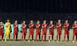 U18 Việt Nam - U18 Campuchia: Vừa đá vừa ngóng hy vọng vé bán kết
