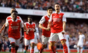 Crystal Palace giúp Arsenal xua tan nỗi buồn Europa League