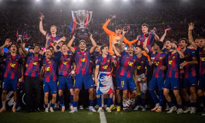 Barcelona vô địch La Liga bằng chiến thắng lịch sử trước Real