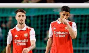 Arsenal: Đối thủ lớn nhất là chính mình
