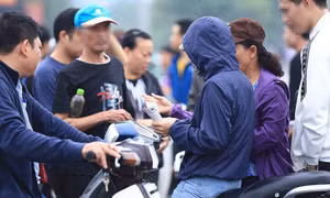 Giá vé đã cao chót vót, dự kiến vẫn tiếp tục tăng gần ngày diễn ra trận Việt Nam - Malaysia