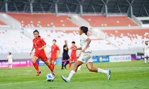Đội tuyển nữ U18 Việt Nam nhất bảng A, gặp Myanmar tại bán kết