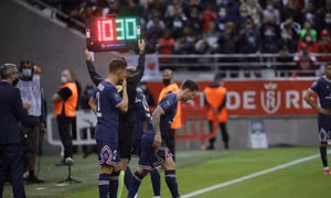 Mbappe tỏa sáng trong ngày Messi chào sân Ligue 1