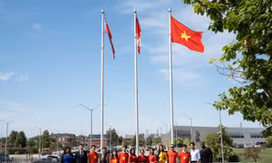 Người Việt tại Canada tự hào hướng về Tổ quốc