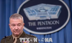 Tổng thống Mỹ đề cử Tư lệnh CENTCOM mới