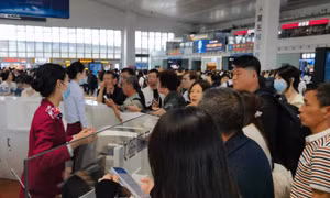 Động đất Đài Loan làm gián đoạn các chuyến tàu ở Trung Quốc dịp Lễ Thanh Minh