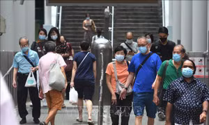 Singapore phát tiền hỗ trợ 850.000 người cao tuổi thu nhập thấp